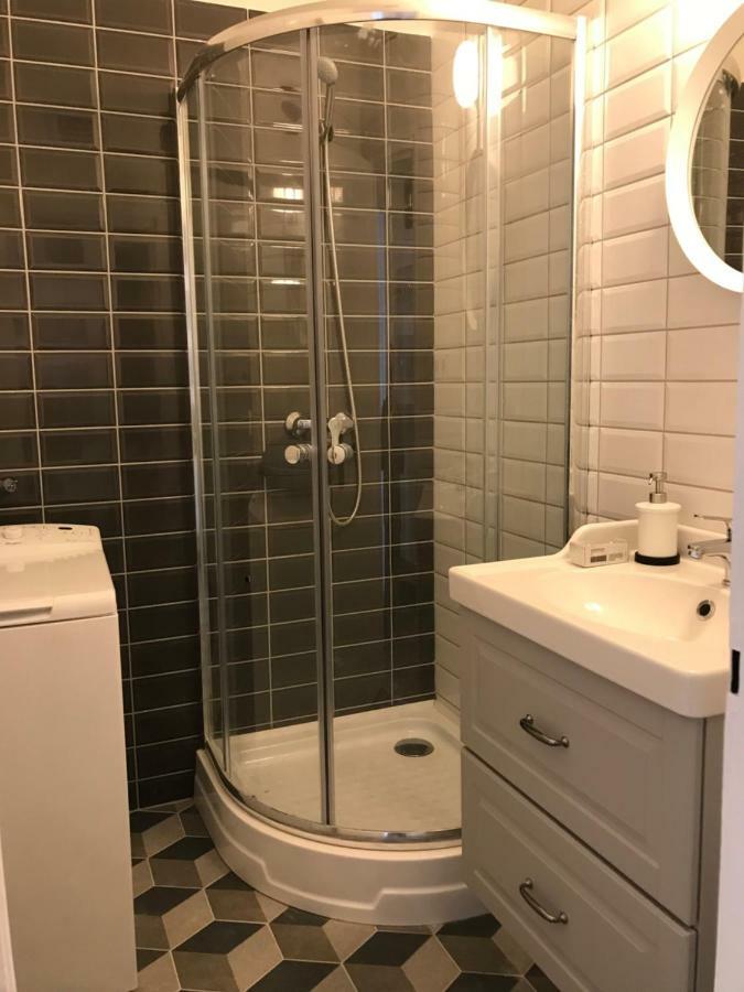 Central Apartments Веспрем Екстер'єр фото